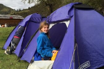 Villages tibétains, alpages et lacs depuis Shangri La