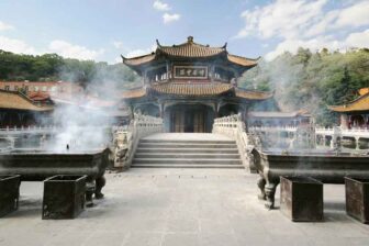 Temple Yuantong 圆通禅寺