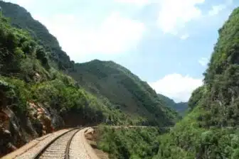Randonnée le long de l'ancienne voie ferrée française du Yunnan – Image 6
