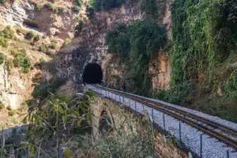Randonnée le long de l'ancienne voie ferrée française du Yunnan – Image 4